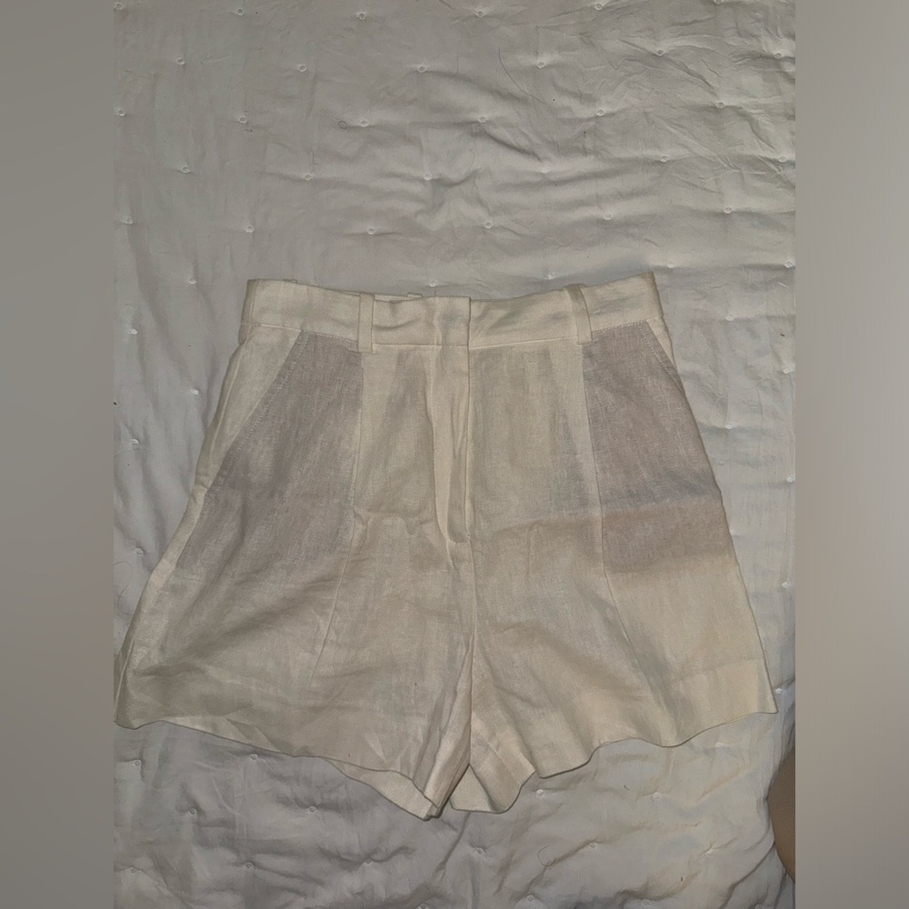 Zara off-white summer shorts XS